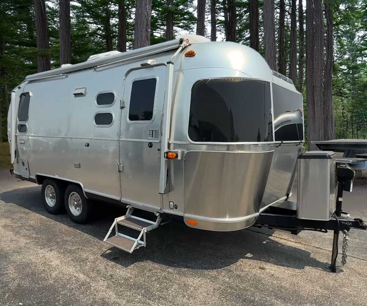 2021 Airstream International 23CB