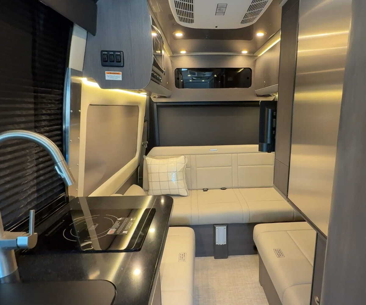 2026 Airstream Interstate 19 X