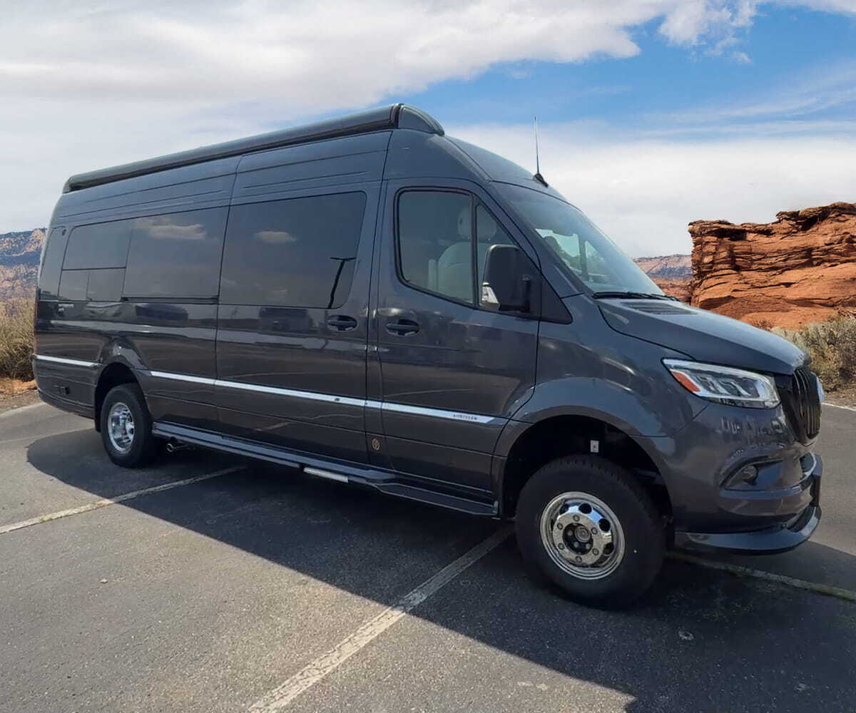 2027 Airstream Interstate 24GT Advanced Power