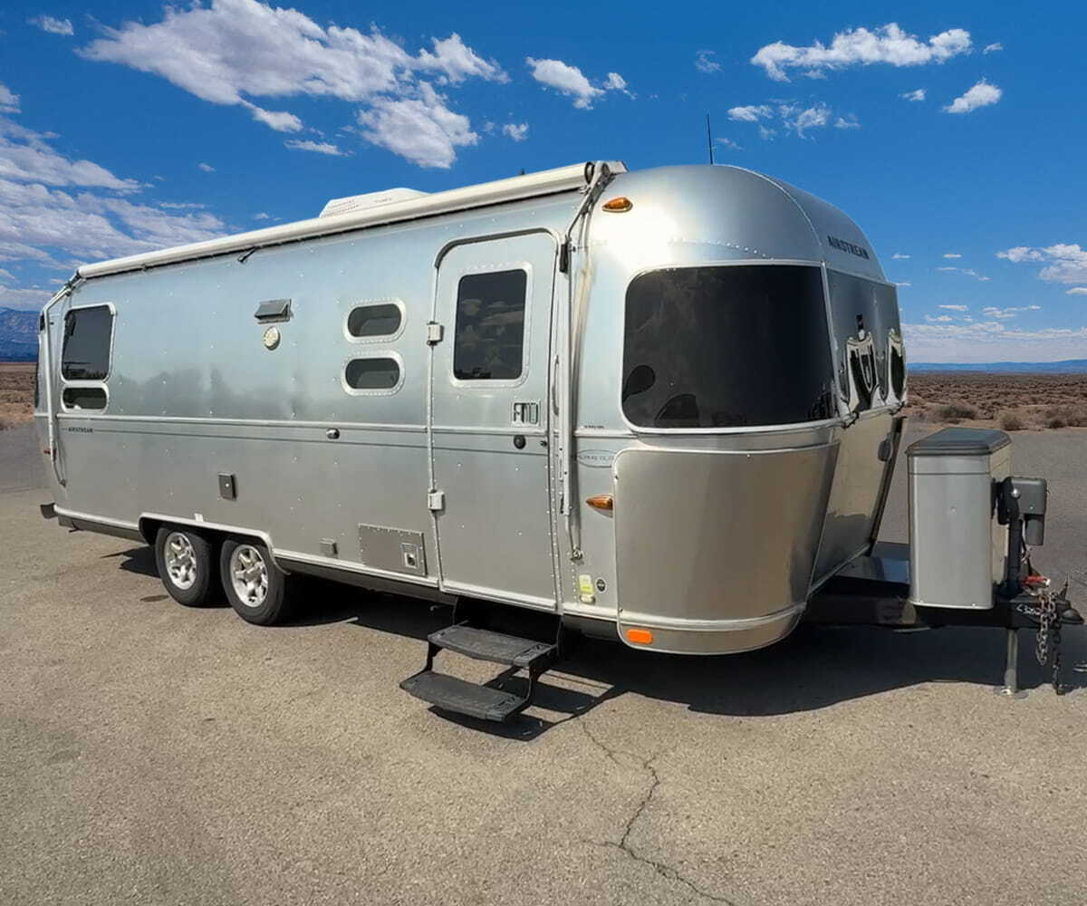 2013 Airstream  Flying Cloud 25RB