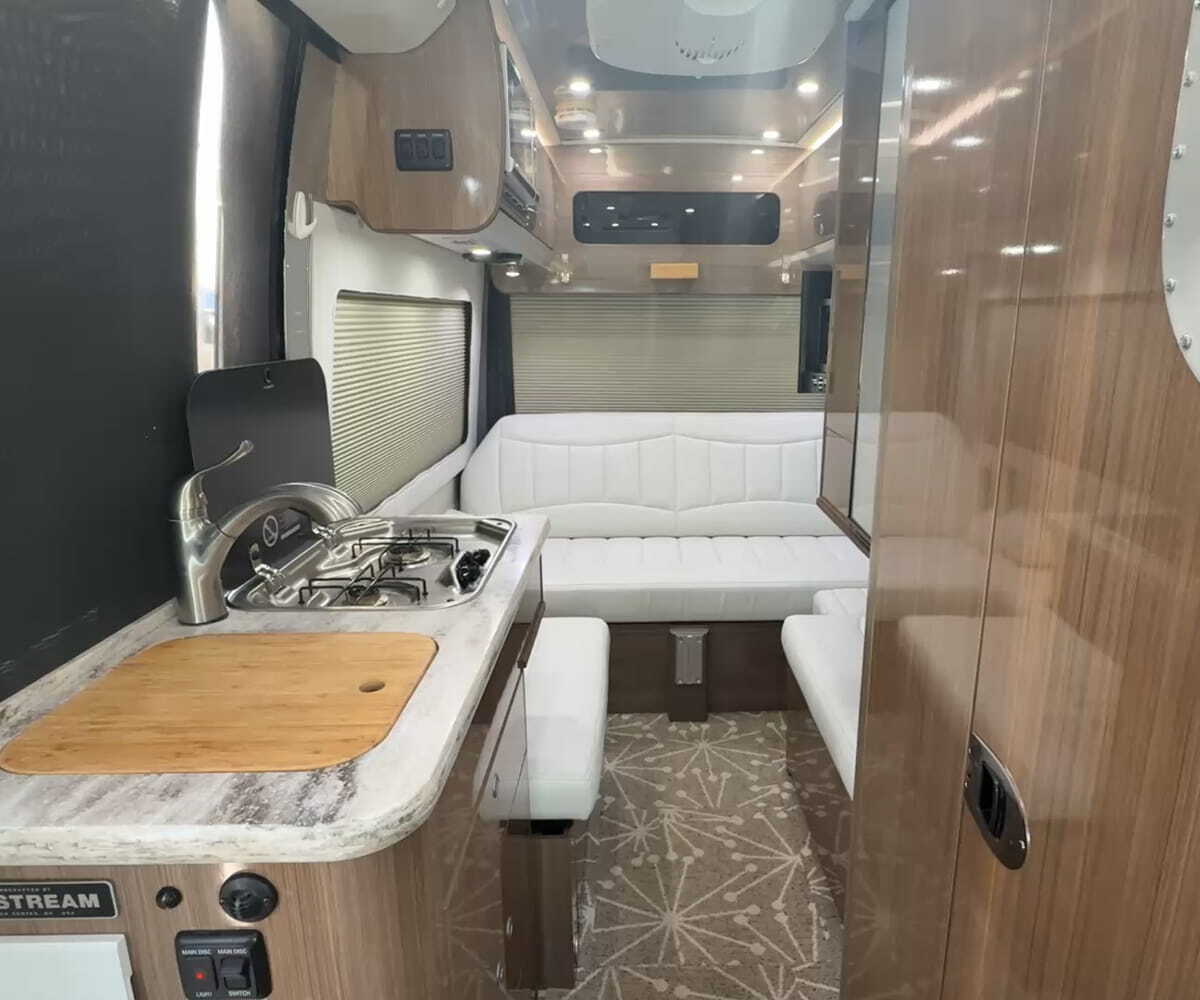 2019 Airstream Interstate 19 4wd