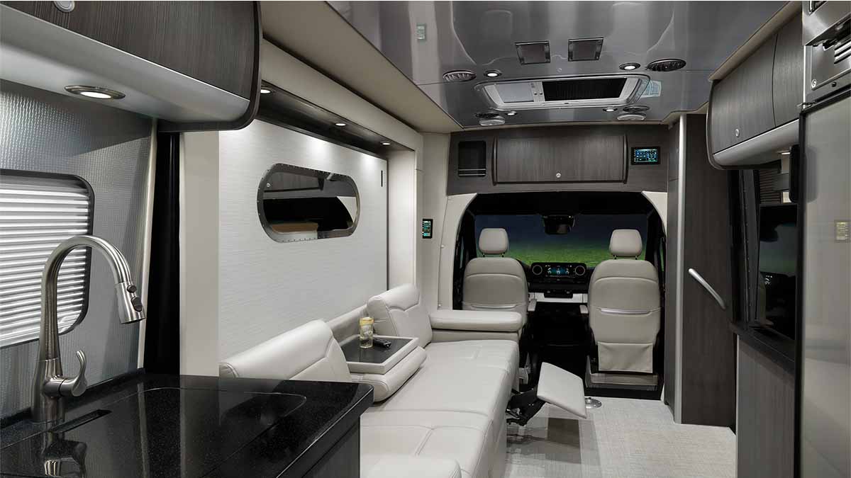Airstream-Atlas-Interior-Back-to-Front-Gallery-Images-1920x1080Interstate-1