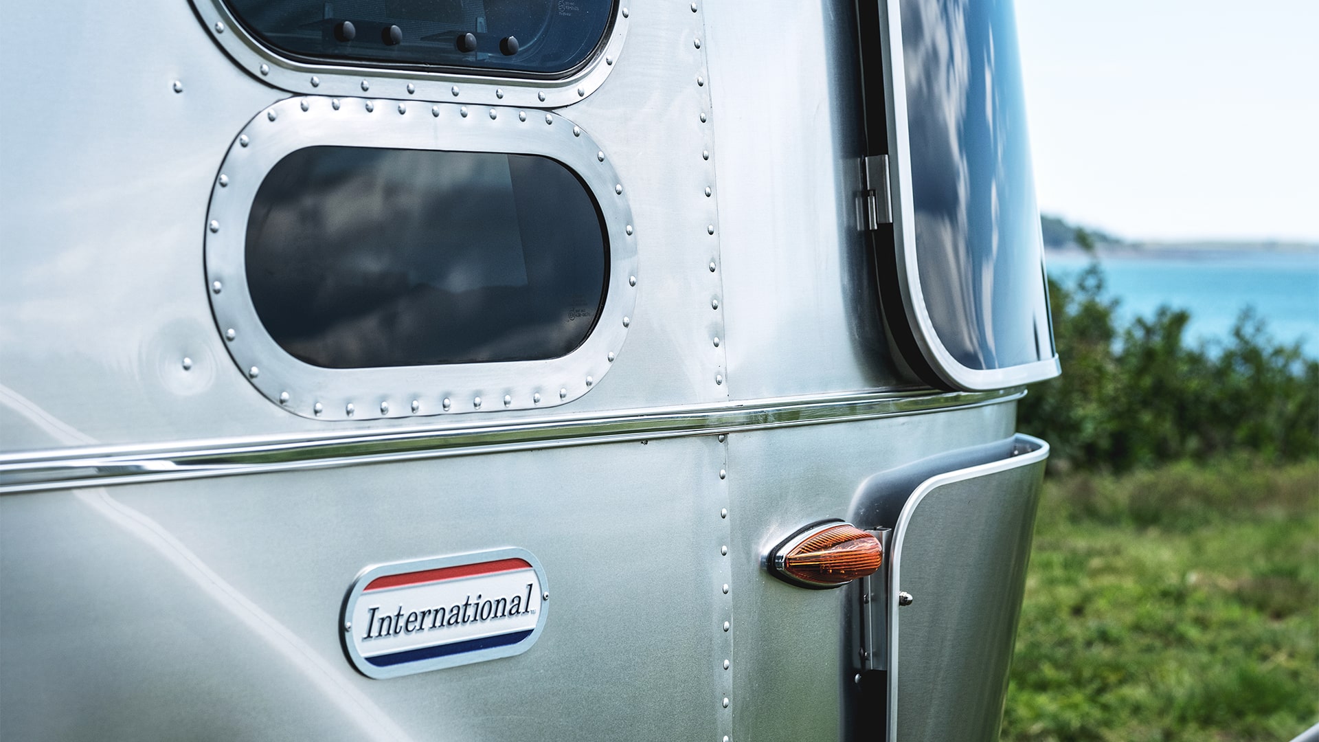 Airstream-International-Lifestyle-Badge-min