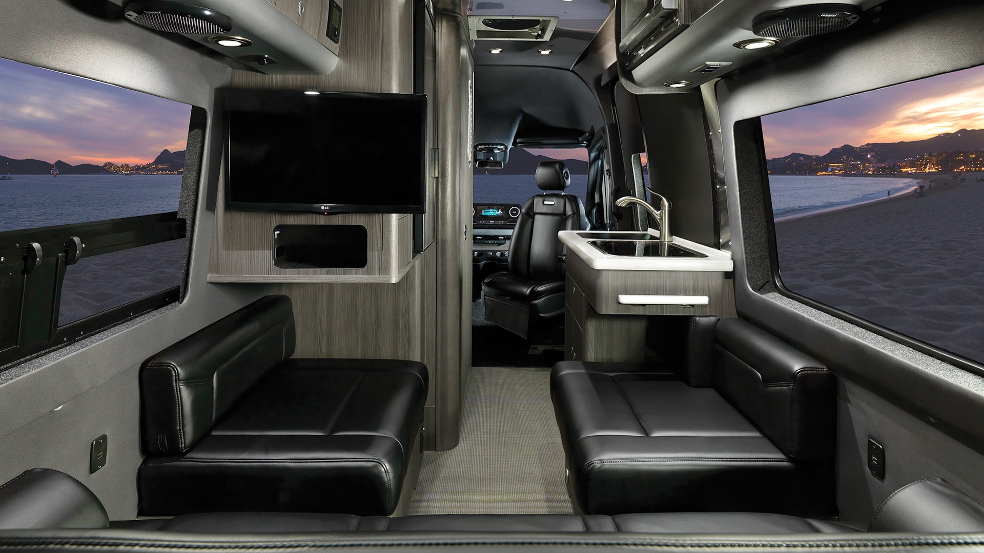 Airstream-Interstate-Nineteen-Formal-Black-Back-to-Front-Gallery-min