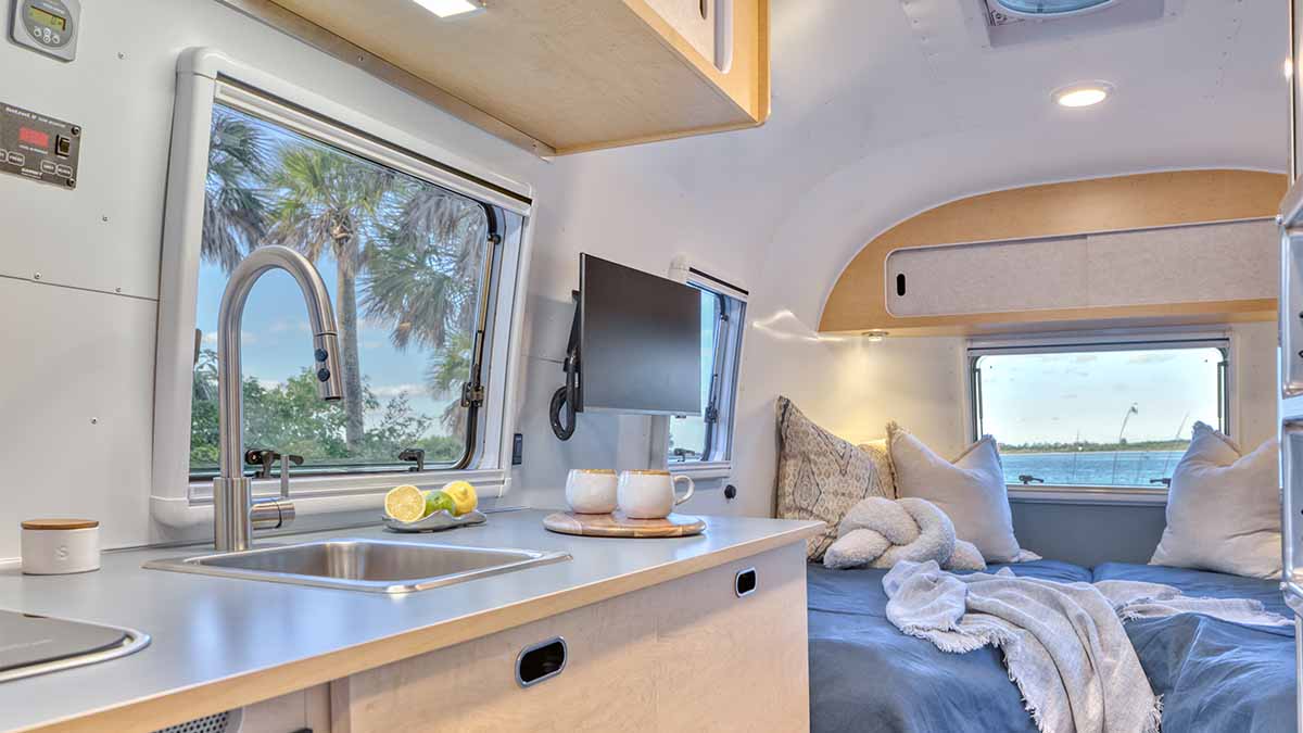 Feature-Rectangle-1200x675-2OV_WT22RB Feature-Rectangle-1200x675-2OV_WT22RB