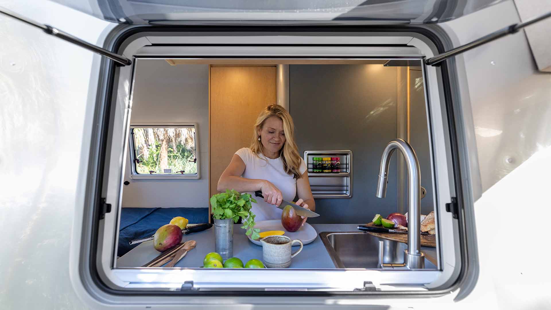 Gallery-Images-1920x1080-4OV_WT22RB