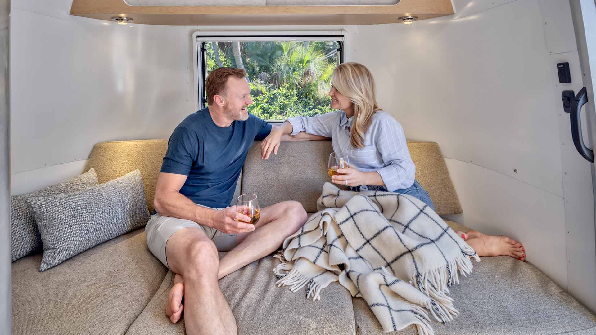 Gallery-Images-1920x1080-6OV_WT22RB