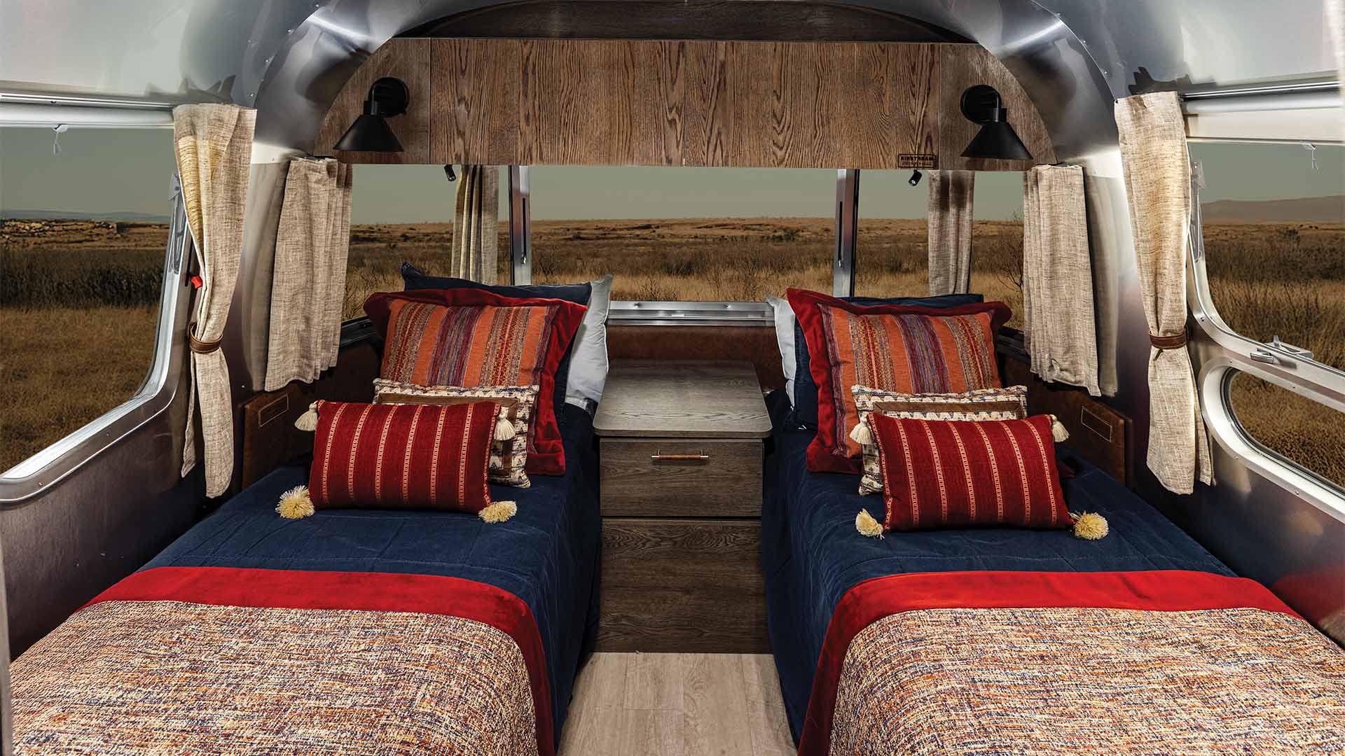 Gallery-Images-1920x1080-9-Int_Stetson